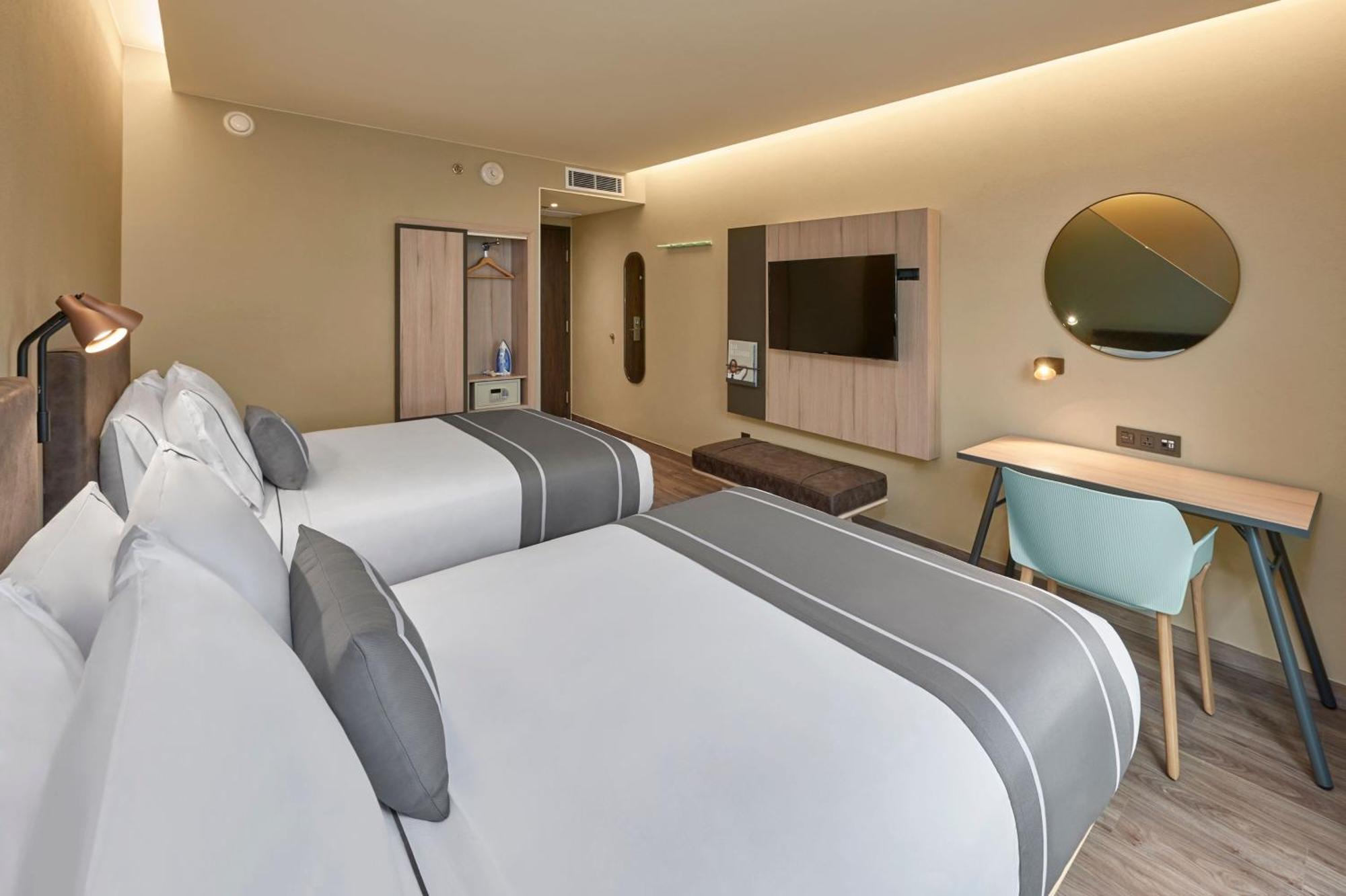 ซิตี้ เอ็กซ์เพรส พลัส กังกุน ไอโรปวยร์โต ริเวียรา Hotel แคนคูน ภายนอก รูปภาพ