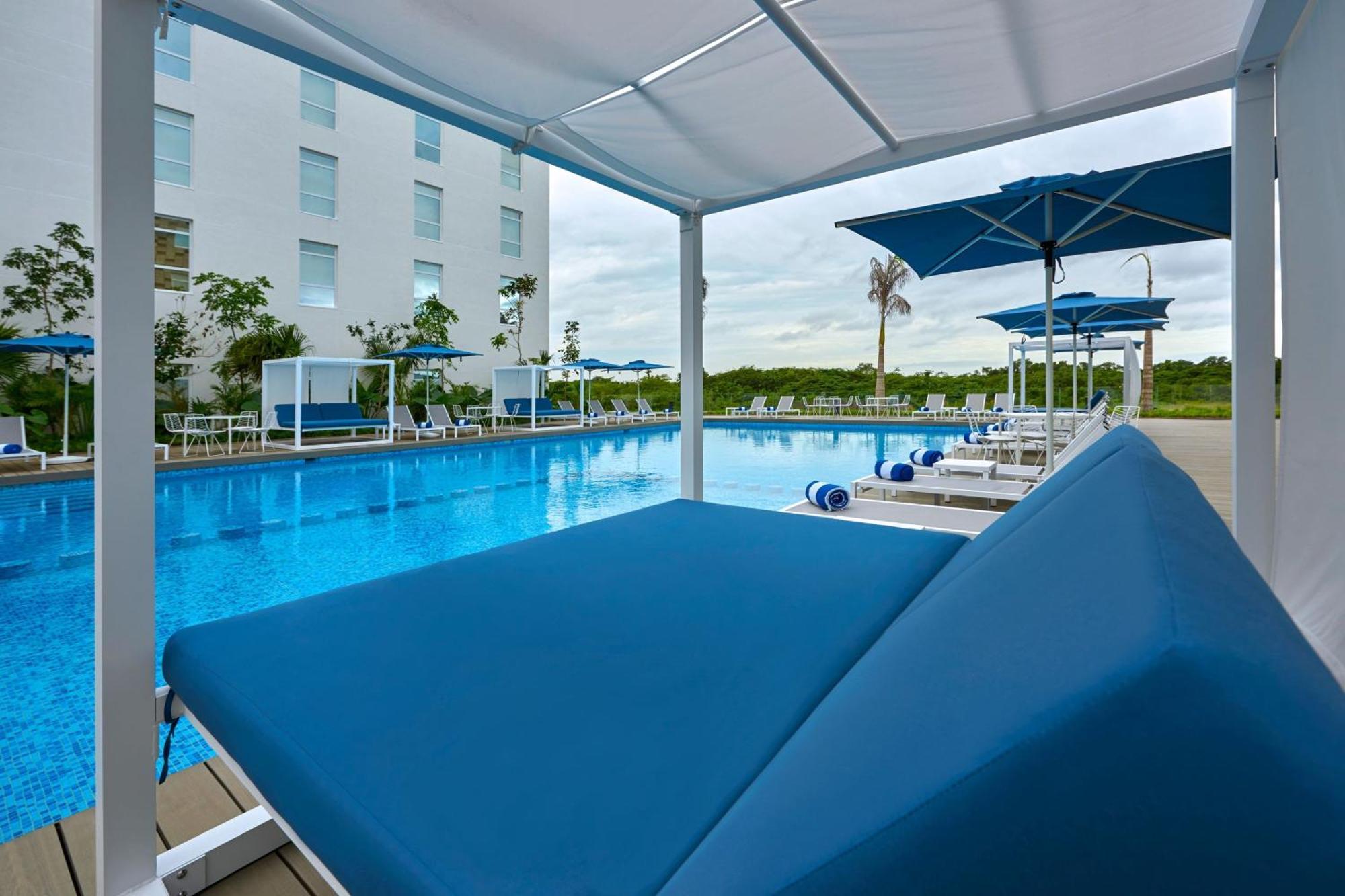 ซิตี้ เอ็กซ์เพรส พลัส กังกุน ไอโรปวยร์โต ริเวียรา Hotel แคนคูน ภายนอก รูปภาพ